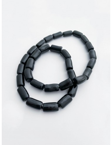 Lacquered bead necklace les muscles